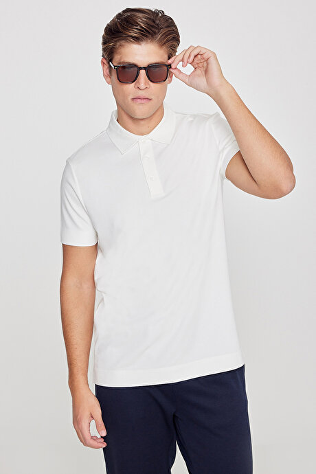 Standart Fit Normal Kesim Polo Yaka Esnek Ekru Tişört resmi