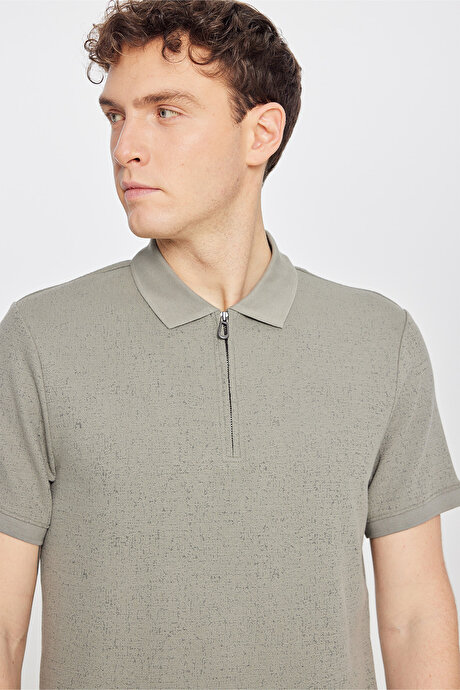 Pamuklu Slim Fit Dar Kesim Polo Yaka Jakarlı Esnek Haki Tişört resmi