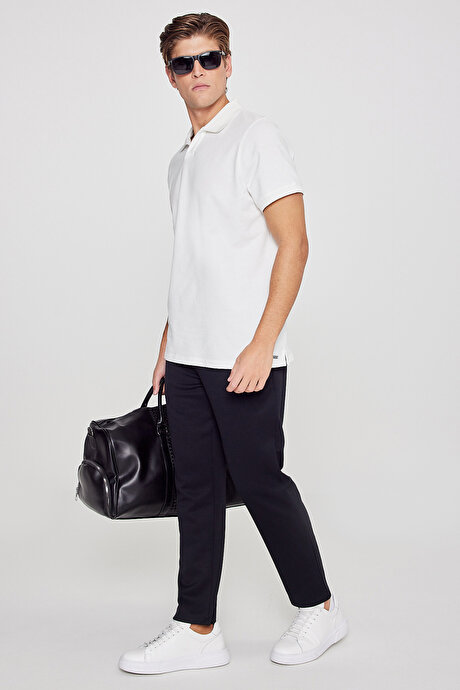 %100 Pamuk Slim Fit Dar Kesim Polo Yaka Jakarlı Ekru Tişört resmi