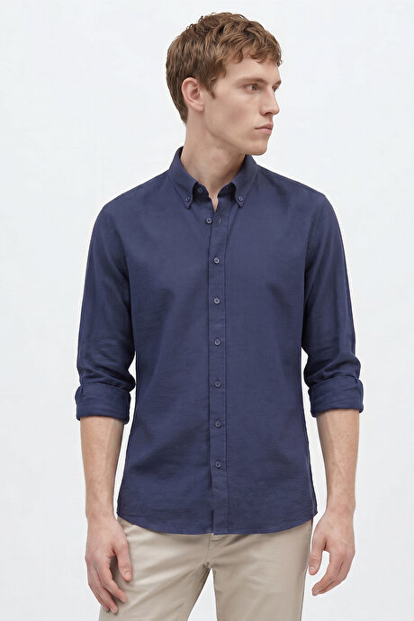 %100 Pamuk Slim Fit Dar Kesim Düğmeli Yaka Gofre Desenli Lacivert Gömlek resmi
