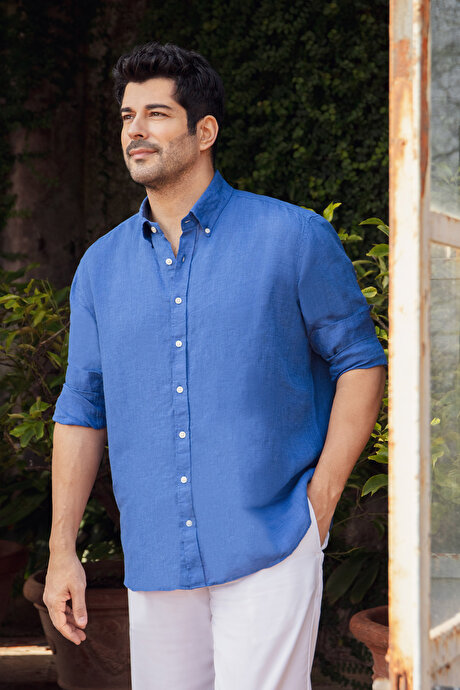 %100 Keten Comfort Fit Rahat Kesim Düğmeli Yaka İndigo Gömlek resmi