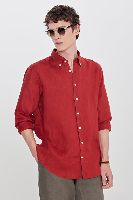 %100 Keten Comfort Fit Rahat Kesim Düğmeli Yaka Bordo Gömlek resmi