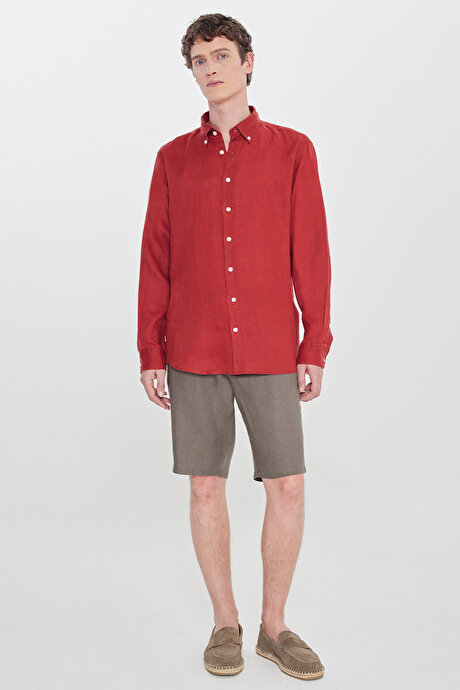 %100 Keten Comfort Fit Rahat Kesim Düğmeli Yaka Bordo Gömlek resmi