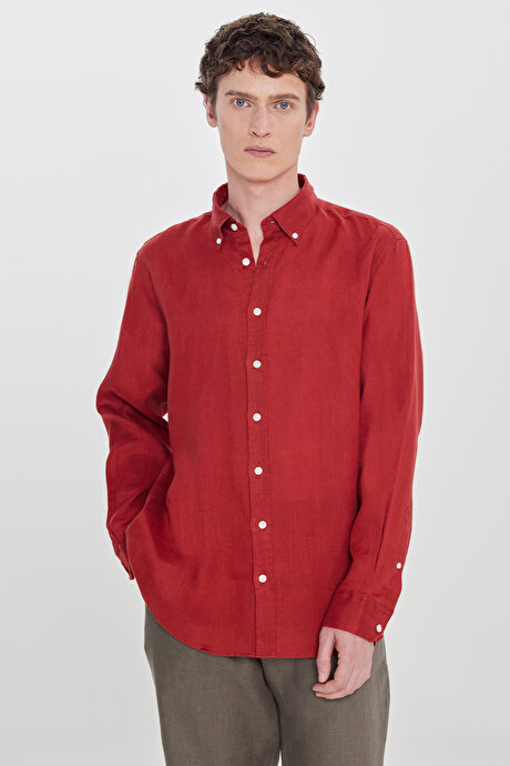 %100 Keten Comfort Fit Rahat Kesim Düğmeli Yaka Bordo Gömlek resmi
