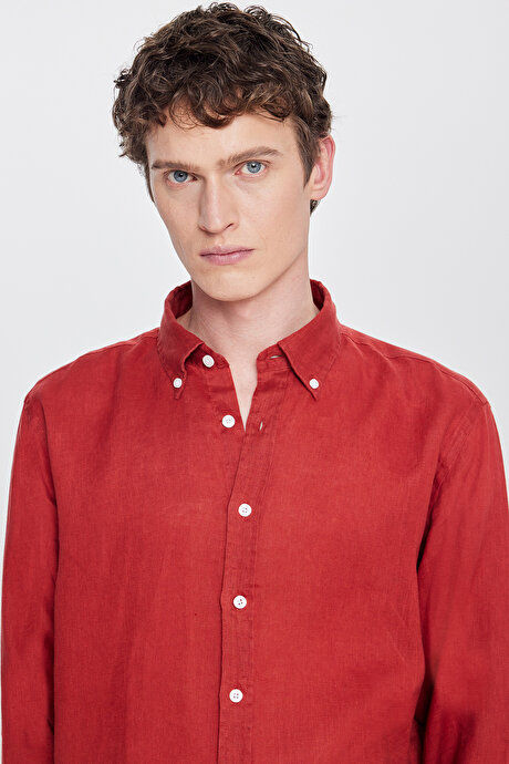 %100 Keten Comfort Fit Rahat Kesim Düğmeli Yaka Bordo Gömlek resmi