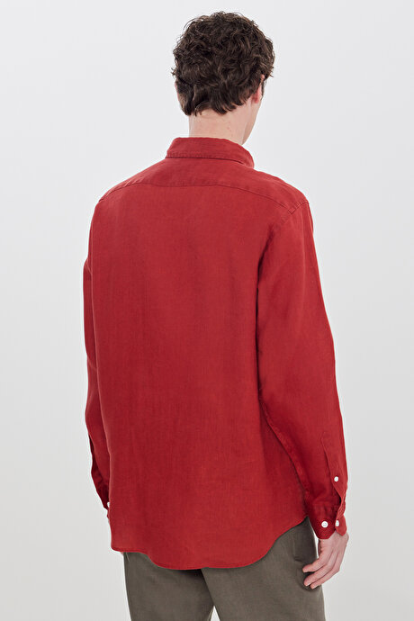 %100 Keten Comfort Fit Rahat Kesim Düğmeli Yaka Bordo Gömlek resmi