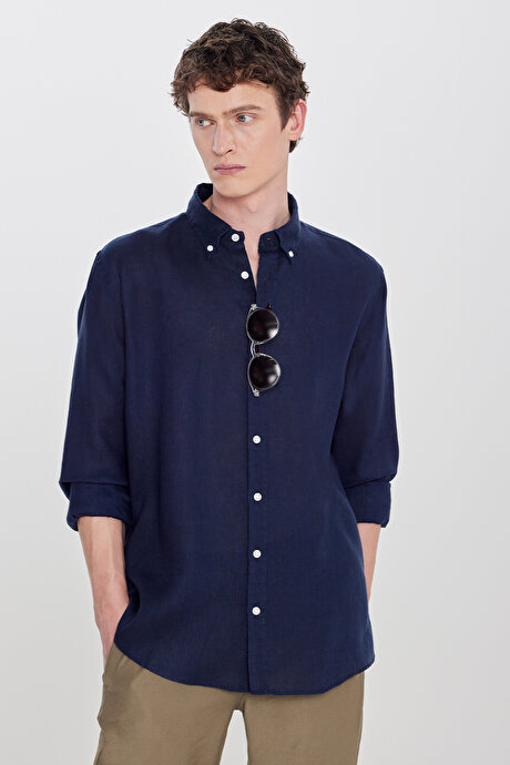%100 Keten Comfort Fit Rahat Kesim Düğmeli Yaka Lacivert Gömlek resmi