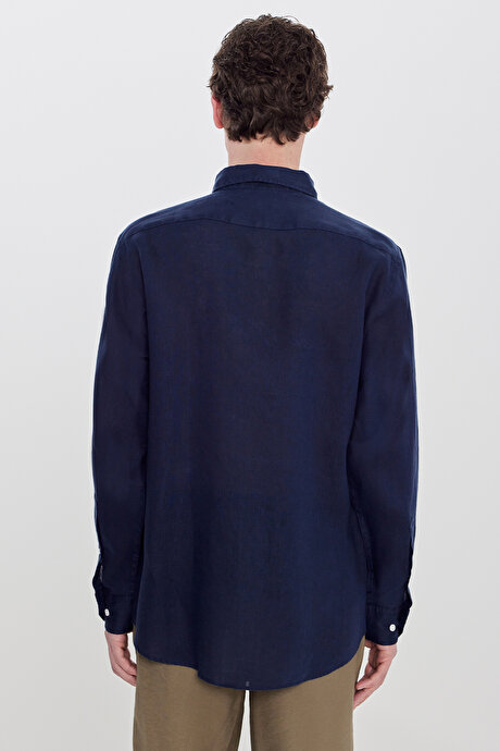 %100 Keten Comfort Fit Rahat Kesim Düğmeli Yaka Lacivert Gömlek resmi