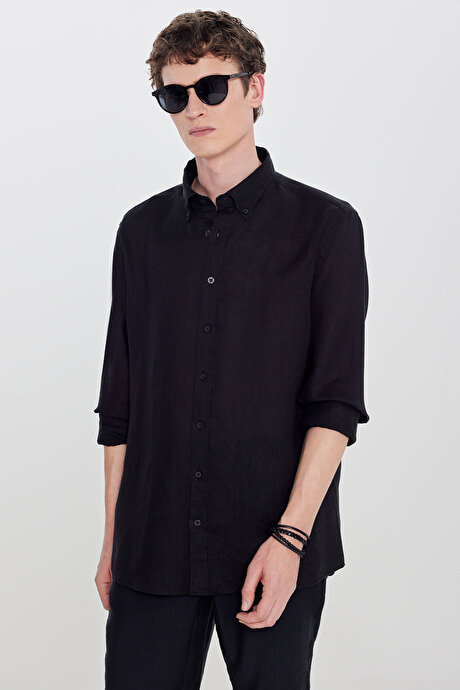 %100 Keten Comfort Fit Rahat Kesim Düğmeli Yaka Siyah Gömlek resmi