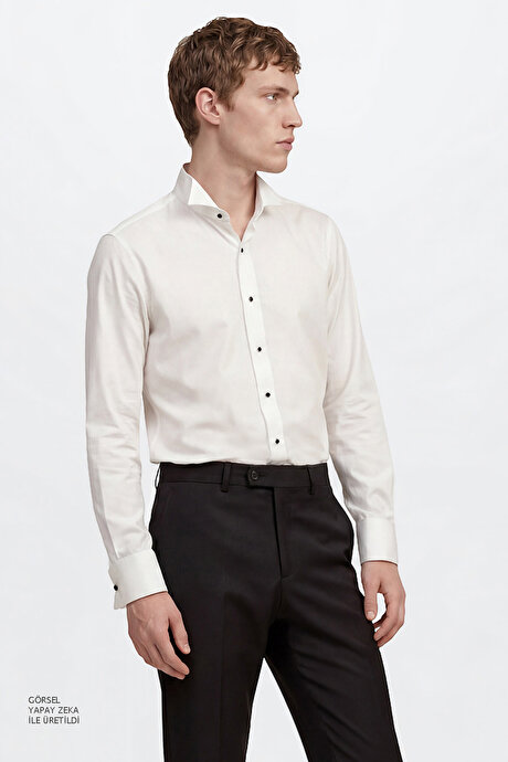 Pamuklu Slim Fit Dar Kesim Ata Yaka Esnek Beyaz Gömlek resmi