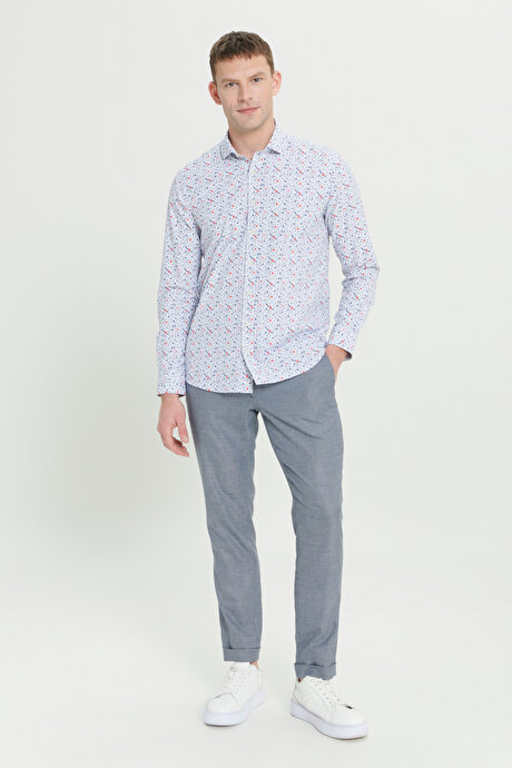 Pamuklu Slim Fit Dar Kesim Küçük İtalyan Yaka Baskılı Beyaz-Lacivert Gömlek resmi