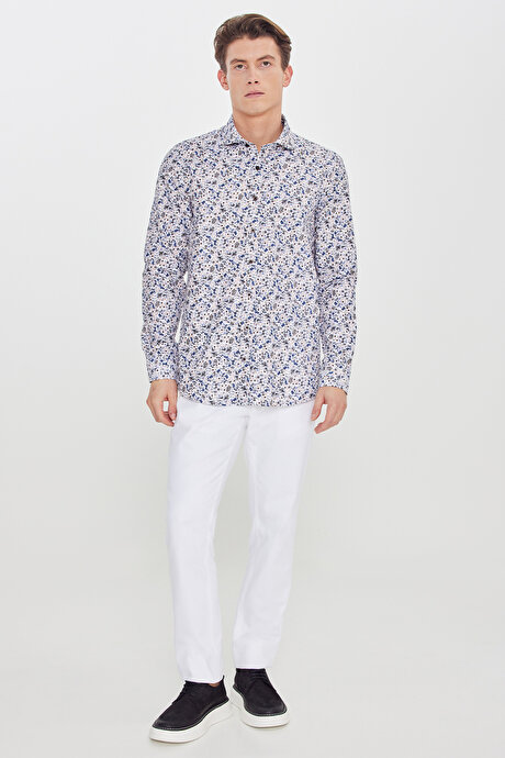 Pamuklu Slim Fit Dar Kesim Büyük İtalyan Yaka Baskılı Beyaz-Lacivert Gömlek resmi