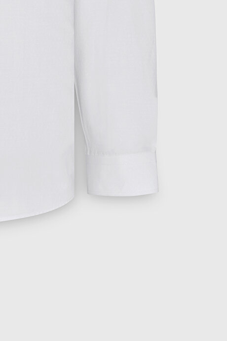 Pamuklu Slim Fit Dar Kesim Klasik Yaka Armürlü Beyaz Gömlek resmi