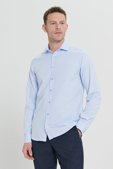 Pamuklu Slim Fit Dar Kesim Klasik Yaka Armürlü Açık Mavi Gömlek resmi