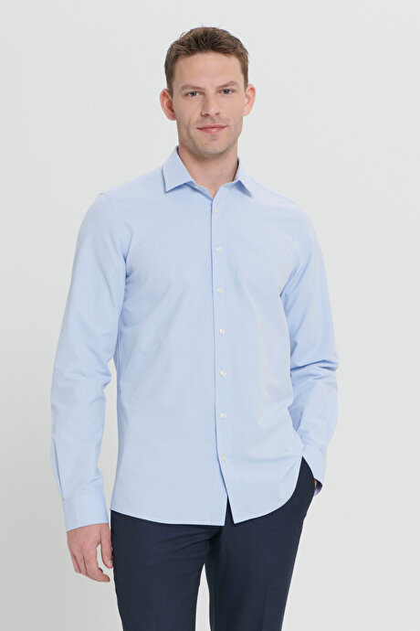 Pamuklu Slim Fit Dar Kesim Klasik Yaka Armürlü Açık Mavi Gömlek resmi