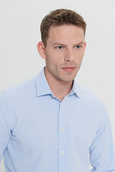 Pamuklu Slim Fit Dar Kesim Klasik Yaka Armürlü Açık Mavi Gömlek resmi