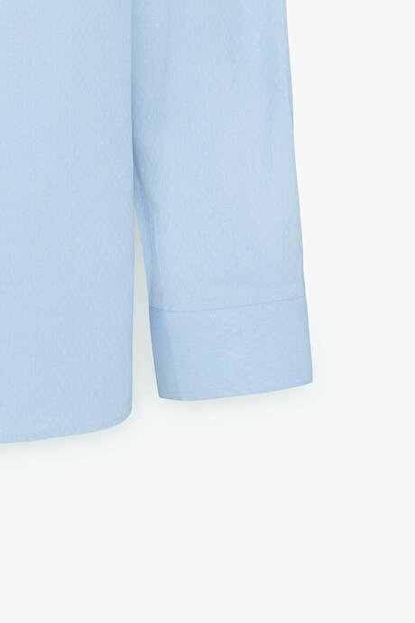 Pamuklu Slim Fit Dar Kesim Klasik Yaka Armürlü Açık Mavi Gömlek resmi