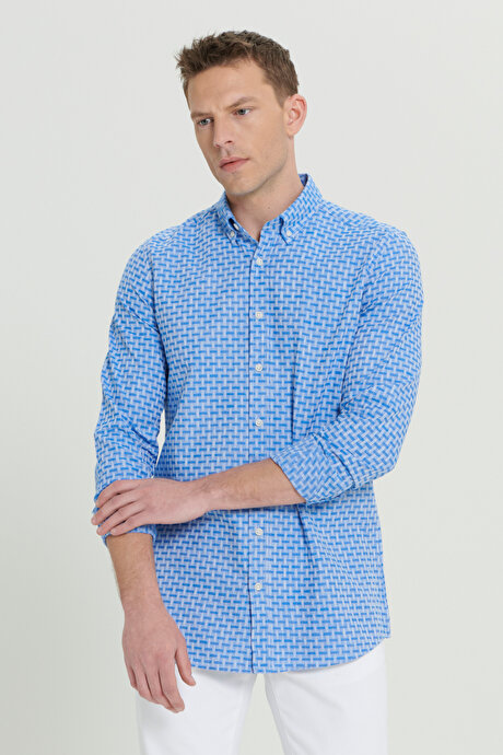 %100 Pamuk Slim Fit Dar Kesim Düğmeli Yaka Armürlü Mavi Gömlek resmi