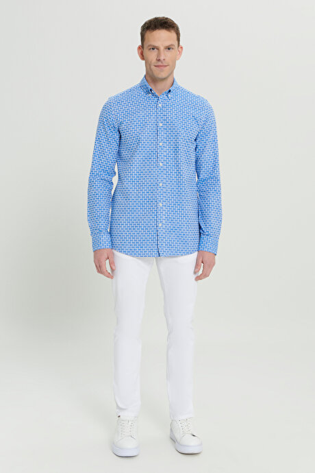 %100 Pamuk Slim Fit Dar Kesim Düğmeli Yaka Armürlü Mavi Gömlek resmi