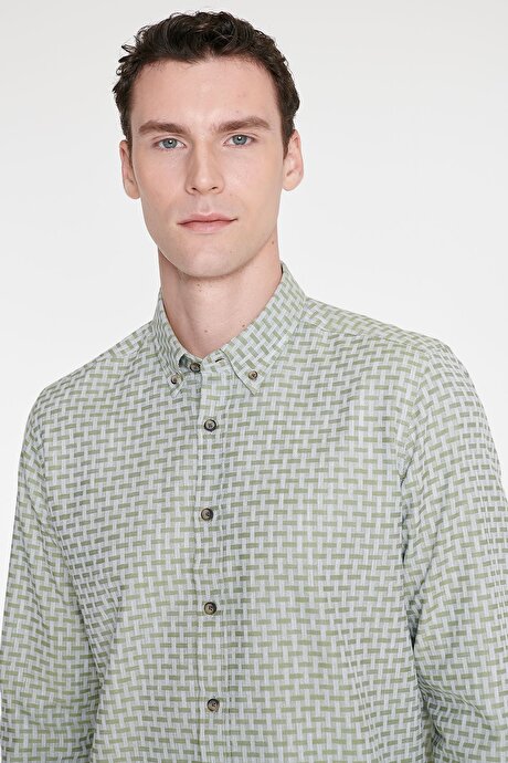 %100 Pamuk Slim Fit Dar Kesim Düğmeli Yaka Armürlü Yeşil Gömlek resmi