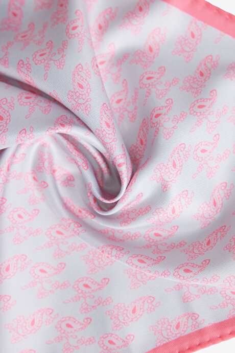 Desenli Gri-Pembe Mendil resmi