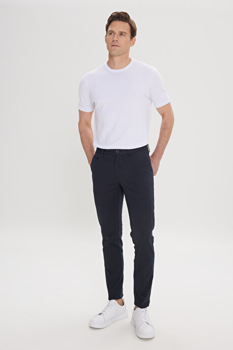Slim Fit Dar Kesim Yan Cepli Pamuklu Esnek Armürlü Siyah Pantolon resmi