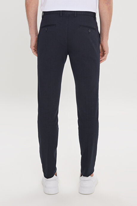 Slim Fit Dar Kesim Yan Cepli Pamuklu Esnek Armürlü Siyah Pantolon resmi