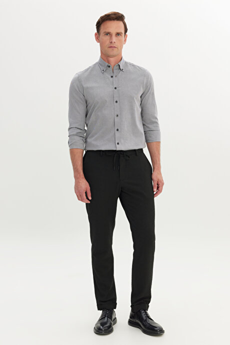 Slim Fit Dar Kesim Gofre Desenli Esnek Beli Bağlamalı Siyah Pantolon resmi