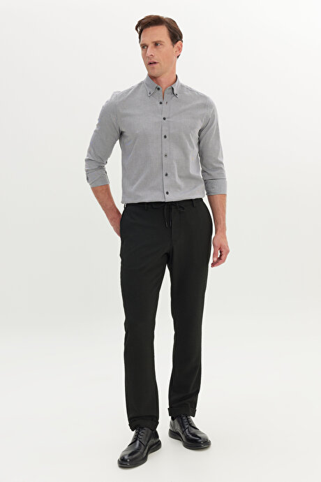 Slim Fit Dar Kesim Gofre Desenli Esnek Beli Bağlamalı Siyah Pantolon resmi
