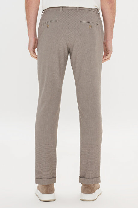 Slim Fit Dar Kesim Gofre Desenli Esnek Beli Bağlamalı Vizon Pantolon resmi