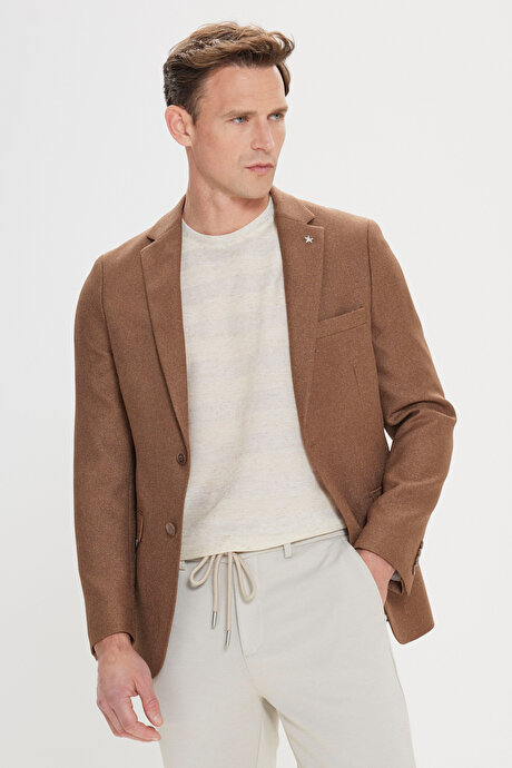 Slim Fit Dar Kesim Mono Yaka Armürlü Kahverengi Ceket resmi