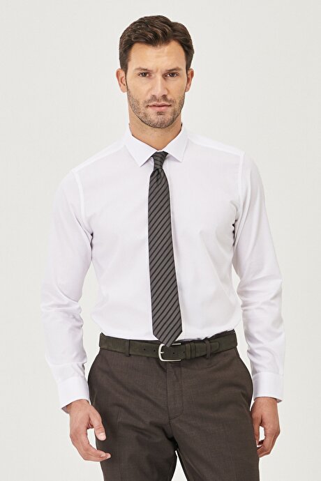 Ütü Gerektirmeyen Taılored Slim Fit Dar Kesim Klasik Yaka %100 Pamuk Armürlü Non-Iron Beyaz Gömlek resmi