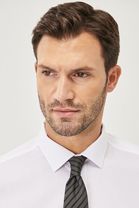 Ütü Gerektirmeyen Taılored Slim Fit Dar Kesim Klasik Yaka %100 Pamuk Armürlü Non-Iron Beyaz Gömlek resmi