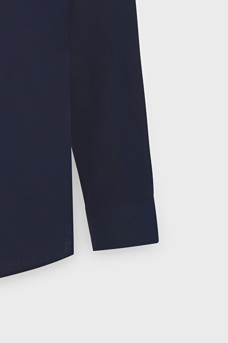 Slim Fit Dar Kesim Düğmeli Yaka Pamuklu Oxford Koyu Lacivert Gömlek resmi