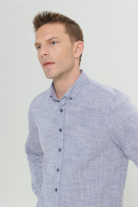 Slim Fit Dar Kesim %100 Pamuk Düğmeli Yaka Armürlü Lacivert Gömlek resmi