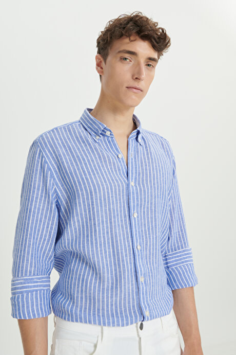 Slim Fit Dar Kesim Düğmeli Yaka Çizgili Beyaz-Lacivert Gömlek resmi