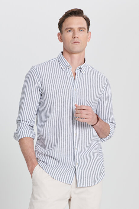 Slim Fit Dar Kesim Düğmeli Yaka Çizgili Keten Beyaz-Haki Gömlek resmi