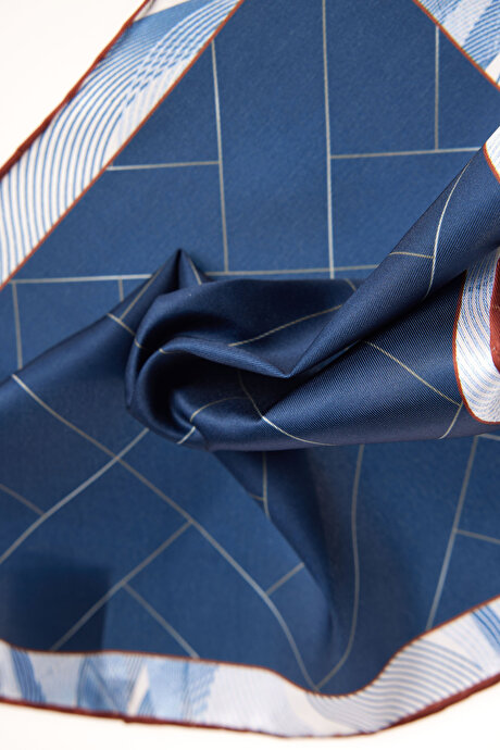 Desenli Lacivert-Beyaz Mendil resmi