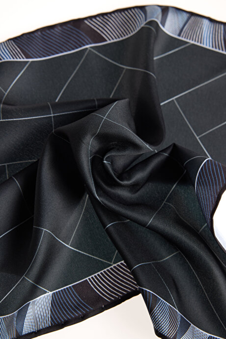 Desenli Siyah Mendil resmi