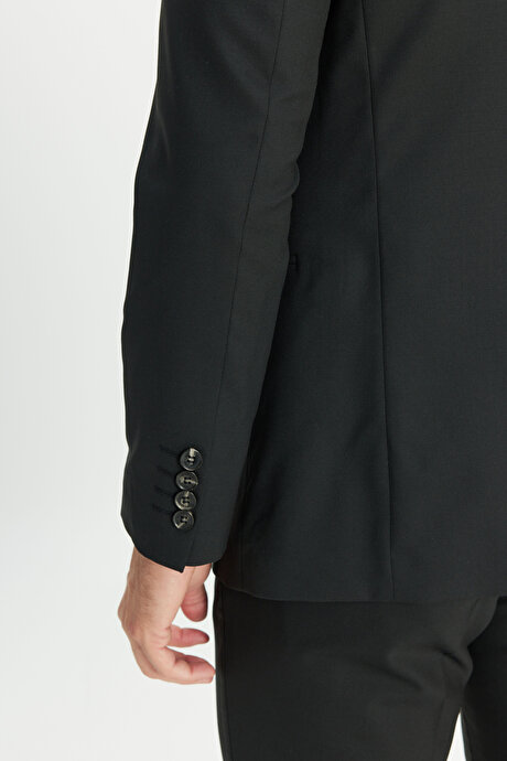 Su Geçirmez Ekstra Slim Fit Kırlangıç Yaka Yünlü Nano Siyah Takım Elbise resmi