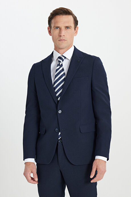 Slim Fit Dar Kesim Kırlangıç Yaka Beli Bağlamalı Gofre Desenli Lacivert Takım Elbise resmi