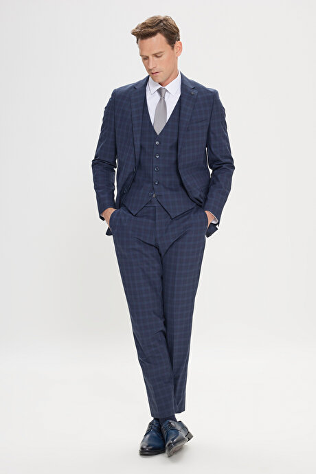 Slim Fit Dar Kesim Mono Yaka Kareli Kapak Cepli Yelekli Lacivert Yelekli Takım Elbise resmi