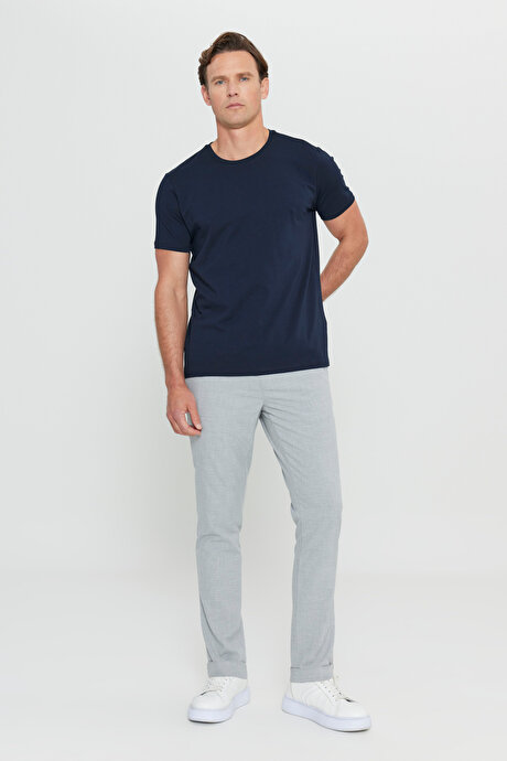 360 Derece Her Yöne Esneyen Slim Fit Bisiklet Yaka Lacivert Tişört resmi