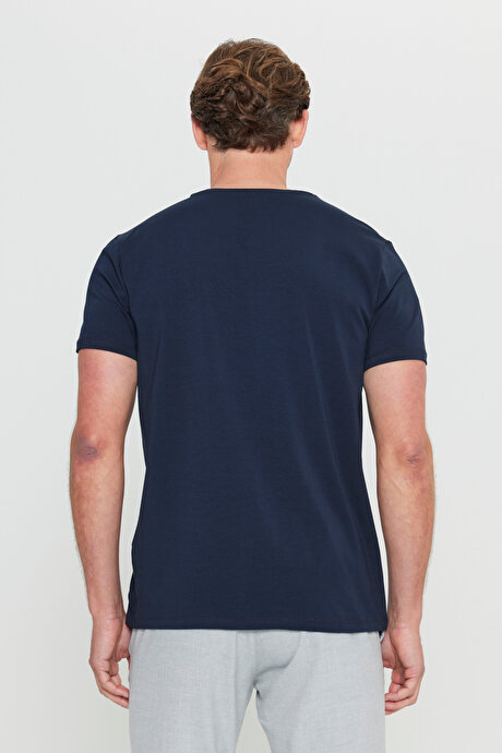 360 Derece Her Yöne Esneyen Slim Fit Bisiklet Yaka Lacivert Tişört resmi