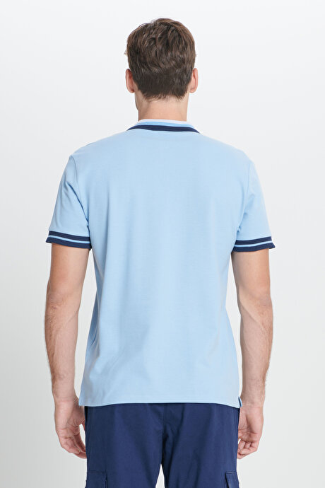 Slim Fit Dar Kesim Polo Yaka %100 Pamuk Açık Mavi Tişört resmi