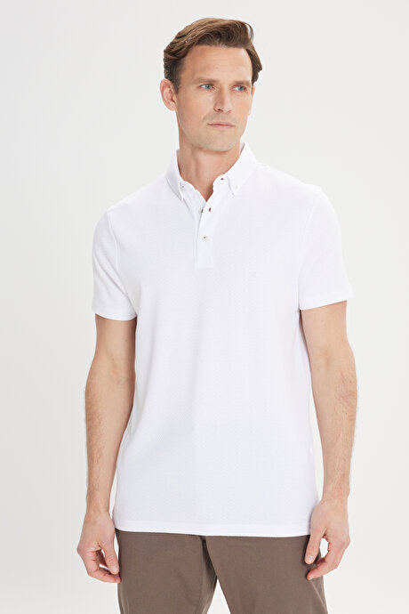 Slim Fit Dar Kesim Pamuklu Jakarlı Polo Yaka Ekru Tişört resmi