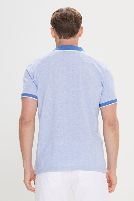 Slim Fit Dar Kesim Pamuklu Jakarlı Polo Yaka Mavi Tişört resmi
