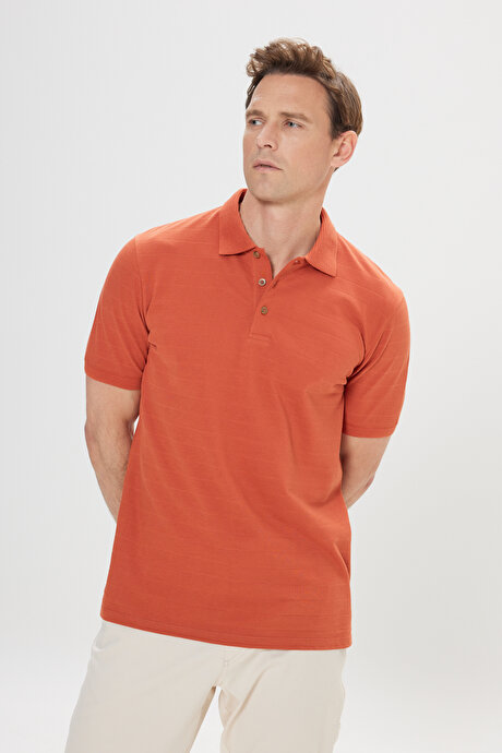 Slim Fit Dar Kesim %100 Pamuk Jakarlı Polo Yaka Kiremit Tişört resmi