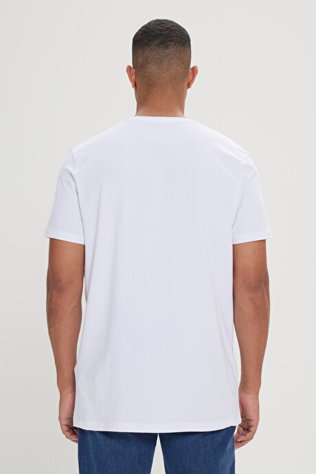 Slim Fit Dar Kesim Pamuklu Tasarım Baskılı Yumuşak Dokulu Bisiklet Yaka Beyaz Tişört resmi
