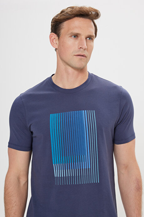 Slim Fit Dar Kesim Pamuklu Baskılı Bisiklet Yaka Lacivert Tişört resmi